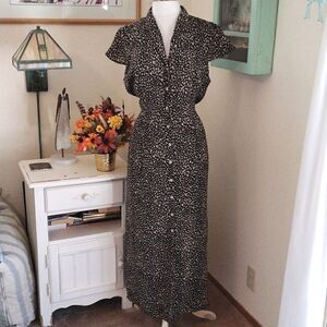 Amanda Lane Taupe and Black Dress